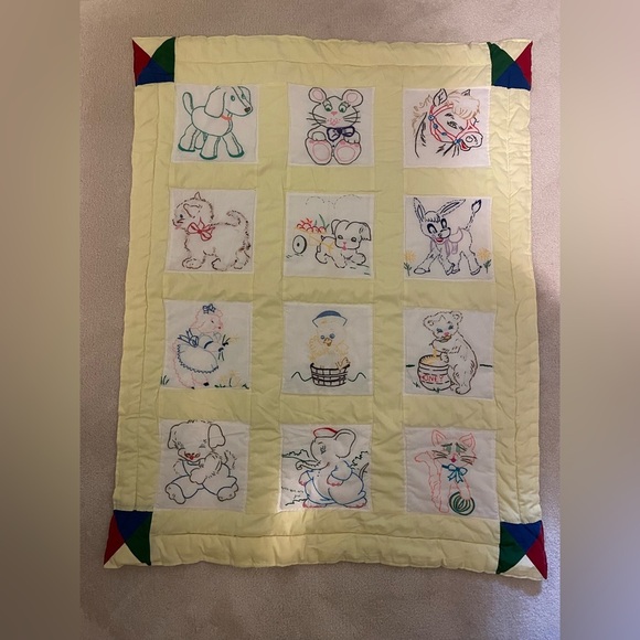 Hand embroidered y2k baby quilt-12 block EUC - Picture 1 of 6